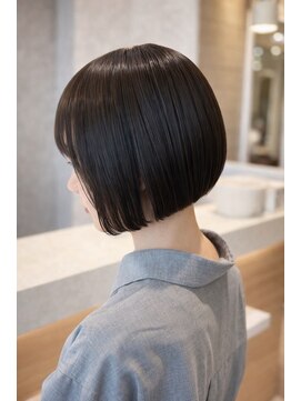 アロマ ヘアルーム 池袋店(AROMA hair room) 顎ラインボブ/大人ショートボブ/黒髪ボブ/小顔ボブ/抜け感ボブ