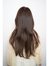 【ダメージレス】潤いと透明感を両立する艶カラー