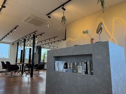 アグ ヘアー ハッチ 砺波店(Agu hair hatch)の写真