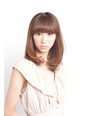 【銀座】Beauty&Care　CALON/清楚系のベージュで美人スタイル。