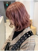 ピンクベージュ_厚めバングローライトスリークボブ_ba276951