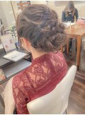 華やかミドルシニヨン