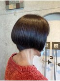 ショートボブ