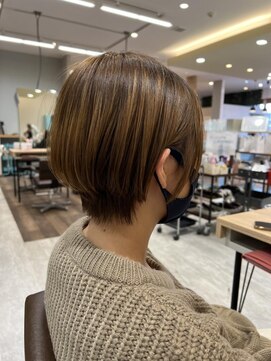 ザ ラブズ ラフズ ヘアー 本店(the loves laughs hair) くびれショート