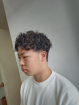 シャンプーボーイ 佐世保駅前店(SHAMPOO BOY) ハイライト×ツイスパ☆