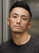 メリケンバーバーショップ フクオカ(MERICAN BARBERSHOP FUK)&nbsp;スキンフェードツイストスパイラルセンターパートサイドパート5