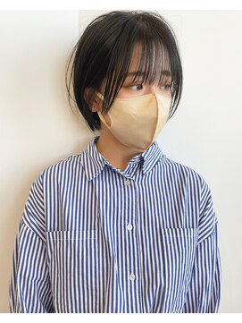 スプリング ウシワカマル(SPRING@ushiwakamaru) ・透明感ブラック×ショートヘア