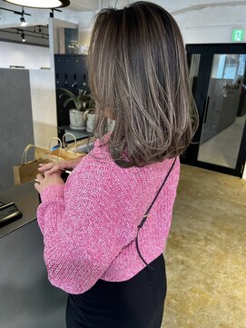 メリー オオサカ(Merly Osaka) 前回のバレイヤージュにオンカラーのみ！_greige color_