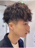 ツイストスパイラルパーマ刈り上げツーブロックメンズパーマ