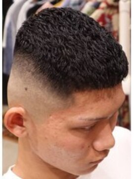 アクセプトザワールドバーバー(Accept the world barber) 濡れパン×スキンフェード