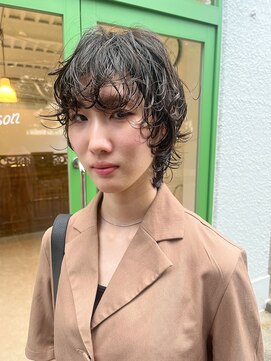 アリソン(Alison) ショートウルフパーマ