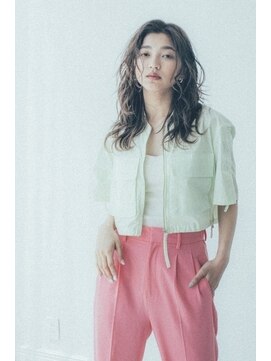 ニュイ 高槻 阪急茨木店(nui) 黒髪ボブルフネビージュ小顔ワンレンスペインカール