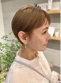 ショートボブ×オン眉
