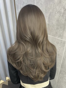 アマトウキョウ アユンチェ(AMA TOKYO×AYUNCHE) ヘーゼルベージュ　ブリーチなし　透明感カラー