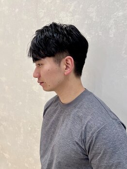 モッズ ヘア みなとみらい店(mod's hair)の写真/一流のテクニック×トレンド感。時代に合う洗練された大人のメンズスタイルに。再現性も高くお手入れが楽