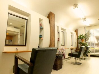 ヘアーサロン ヒダマリ(Hair Salon Hidamari)の写真/【ホームケアトリートメント付きクーポン有】ゆっくりしたい方におすすめ♪下上津役のマンツーマンサロン☆