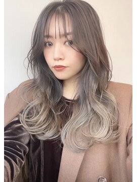 モア(more) レイヤーカット×グラデーション