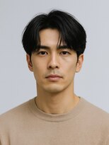 ハレ ヘアサロン(Hale hair salon)&nbsp;Hale刈り上げセンターパートフェザーパーマニュアンスパーマ原宿