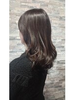 ヴィソップ(V.S.O.P)&nbsp;20歳若く見える、大人女性のしっとりサラサラセミロング