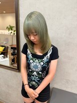 ウタリ(utari)&nbsp;惹かれる立体感ショート×デザインカラー