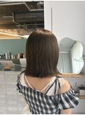 ほんのりオリーブベージュ