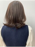大人かわいいくびれミディラベンダーインナーカラー