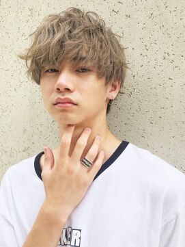 キアラ(Kchiara) ベージュ-マッシュ-無造作福岡天神佐野