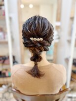 ロカット サロン(Roquat Salon)&nbsp;あみおろしミディアムアレンジ【ヘアセット/立川/立川南/浴衣】