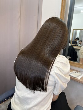 ミント 鳳(Mint.) 20代30代40代ストレートアッシュベージュ髪質改善大人ロング