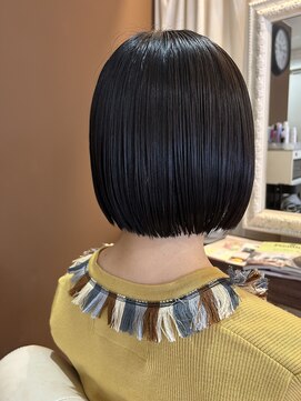 ヘアデザインスペース イチエ(hair design space i chi e) 素髪感◎パッツン切りっぱなしがかわいいミニボブスタイル