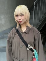 ビビト(bibito)&nbsp;bibito ブランドヘア　ブリーチヘア　抜きっぱなしヘア　ウルフ