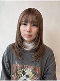ベージュ×レイヤー