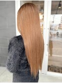 ベージュブロンド　ロングストレート　ダメージレス　艶髪　艶感