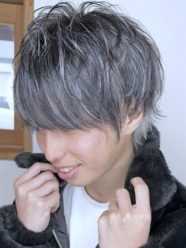 ブレイズヘアー(BLAZEhair) メンズホワイトハイライト×インナーホワイト×ブリーチ３回