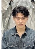フェザーショート刈り上げセンターパート大宮フェザーパーマ学割