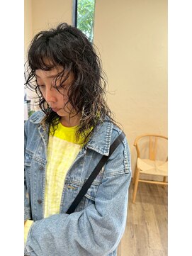 シフト(SHEEFT) 20代30代40代大人かわいいゆるふわハイレイヤーウルフパーマ