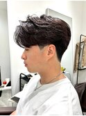 毛流れセンターパートニュアンスパーマカルマヘアメンズパーマ