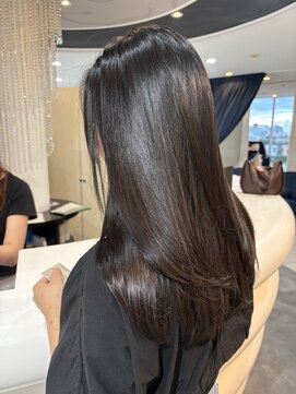 エアー 青山(AIR) レイヤーカット/顔まわりカット