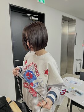 トゥエル バイ ディプティモイラ(tuelu by dipty MOILA) ミニボブ×頭頭脳