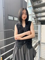 シーン(SCENE)&nbsp;[天神今泉/黒髪カタログ/クラゲヘアー/オリーブグレー]