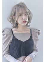 アヴァンス 尼崎(AVANCE.) 外ハネレイヤーボブ