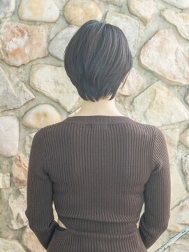 シェルク バイ シャッセ(cerc by SASE) 丸みショート