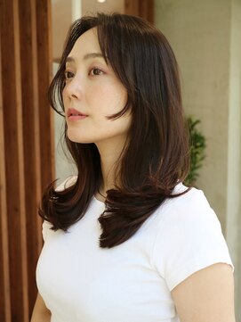 ビュートリアム 南青山(BEAUTRIUM) 顔まわりレイヤー ロングレイヤー イルミナカラー表参道青山