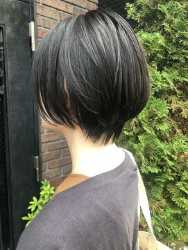メルト 吉祥寺(melt) 【高塚栞里】20.30代に人気!大人の小顔ひし形ショート