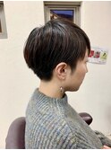 耳だしソフトベリーショート