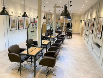 AUBE HAIR sheila　甲府昭和店 【オーブ ヘアー シイラ】