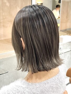 レックス 中野(rex) 切りっぱなしボブ／エアリーミディ［中野/中野駅］