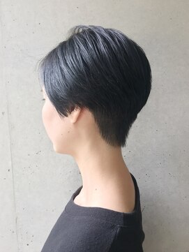 ヌーク(nuuk) スッキリショート