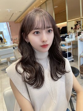 アフロートリノ(AFLOAT Leino) 大人韓国ヘア　レイヤーカット　サイドバング　顔周りカット