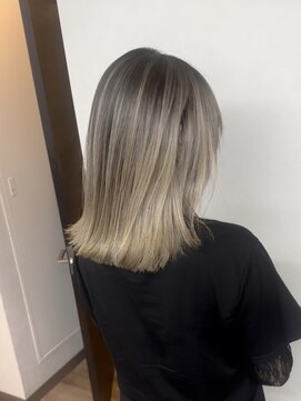 ヴィフ 大船(VIF) バレイヤージュケアブリーチダブルカラーハイトーンケアブリーチ